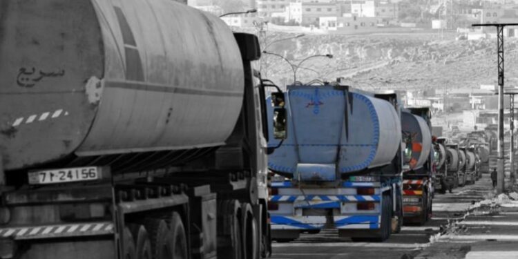 اردن: مذاکرات با عراق برای ازسرگیری تامین نفت ادامه دارد
