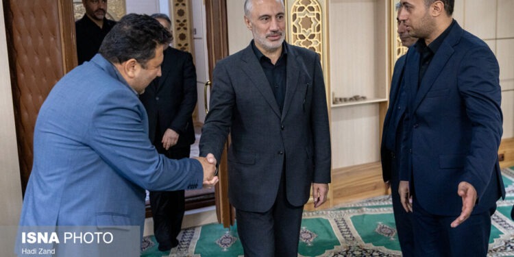 تصاویر: مراسم یادبود مادر رییس سازمان برنامه و بودجه