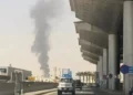 حمله به فرودگاه بین‌المللی ملک خالد در ریاض؛ فعالیت‌های فرودگاه به‌طور موقت به حالت تعلیق درآمد/ خبرگزاری فرانسه: ده‌ها نفر زخمی شدند، دست‌کم پنج نفر از مجروح شدگان در بخش‌مراقبت‌های ویژه بستری شدند / شرکت‌های هواپیمایی ترکیه و کویت پرواز‌های خود به ریاض را لغو کردند / ترامپ: ممکن است به حملات عربستان علیه انصارالله بپیوندیم؛ این موضوع را بررسی خواهیم کرد