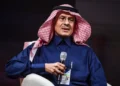 وزیر انرژی عربستان: روزانه ۵.۸ میلیون بشکه نفت را از طریق خط لوله شرق-غرب، منتقل می‌کنیم/ ستون‌نویس بلومبرگ: این نخستین اعلام رسمی، پس از حمله به خط لوله مذکور است/ پیش از حمله، روزانه حدود ۷ میلیون بشکه نفت از طریق این خط لوله منتقل می‌شد