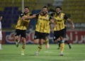 صدرنشین لیگ یک درگیر بحران امکانات
