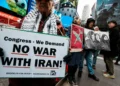 نظرسنجی جدید آسوشیتدپرس: ۷۱ درصد آمریکایی‌ها از نحوه مدیریت ترامپ در قبال ایران ناراضی‌اند / ۶۹ درصد گفته‌اند این جنگ ارزش جنگیدن نداشته