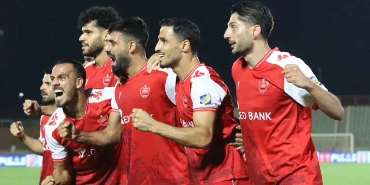 دشواری انتخاب دو مدافع؛/ سردرد سرمربی پرسپولیس دوباره آغاز شد!