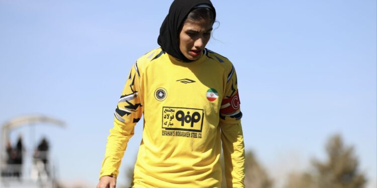 سپاهان 0 – گل گهر 0/ تقسیم امتیاز بدموقع به سود پرسپولیس و خاتون