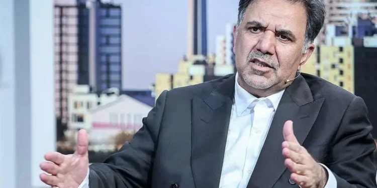 جبهه اصلاحات ایران: پس از برگزاری نشست تخصصی بنیاد باران، فردی مسلح که قصد سوءقصد به «عباس آخوندی» را داشت، بازداشت شد/ فرد دستگیر شده گفته «در صورت بازداشت او، افراد دیگری این اقدام را دنبال خواهند کرد»/ وی نام چند شخصیت دیگر را نیز به‌ عنوان اهداف احتمالی ترور مطرح کرده