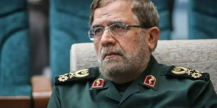 سرلشکر ایزدی، جانشین فرمانده کل سپاه: آمادگی نیروهای مسلح در جزایر و شمال تنگه هرمز برای دفاع از این مناطق/ اقدامات دفاعی در این آبراه، روز به روز گسترده‌تر می‌شود/ تلفیق توانمندی‌های ما در جزایر و آب‌های خلیج فارس و تنگه هرمز، شرایط اطمینان بخشی ایجاد کرده