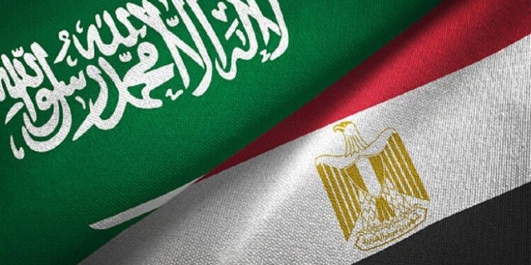 تصمیم شورای دفاع ملی مصر برای حمایت کامل و همبستگی همه‌ جانبه با عربستان