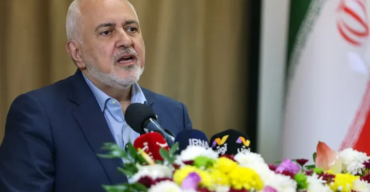 واکنش ظریف به ادعاهای وزیر خارجه آمریکا علیه تمدن ایران: آقای روبیو که عددی نیست، سخرانی‌نویس او هم سواد نداشته؛ خودش که هیچ، سخنرانی‌نویس او هم نفهمیده