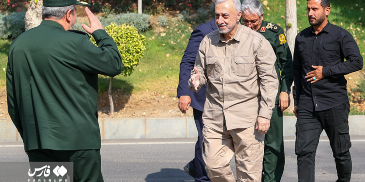 تصاویر: حضور مهرداد اخلاقی در ساختمان وزارت دفاع