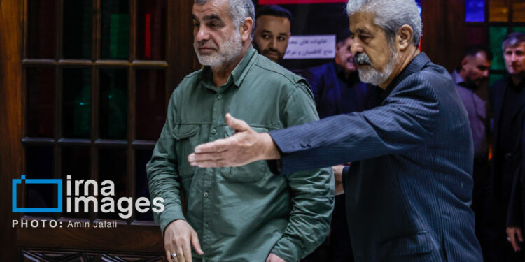 تصاویر: مراسم ختم خواهر عراقچی، وزیر خارجه
