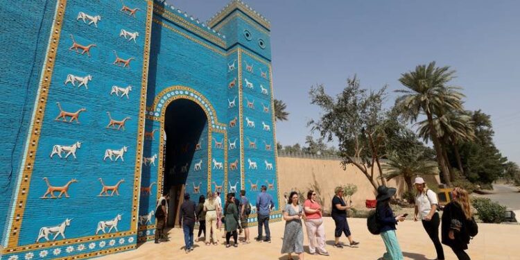 ورود حدود ۱۰ میلیون گردشگر به عراق در سال ۲۰۲۵