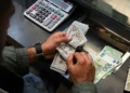 مداخله در ارز، نقدینگی را سمت طلا و مسکن می‌برد | تزریق مقطعی دلار، حریف سیل
نقدینگی نیست