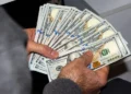 مهلت بازگشت ارزهای صادراتی تمدید شد