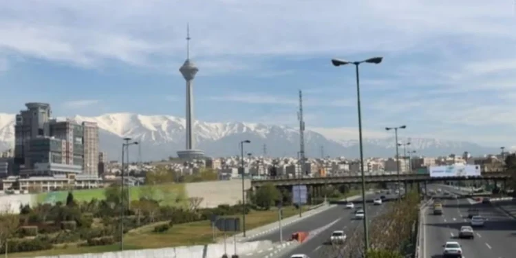 تغییر نام ۴ معبر در پایتخت/ «شهید شمخانی» جایگزین «نوبنیاد» شد؛ بلوار دریا به نام «شهید تنگسیری»، خیابان ارم به نام «شهید خرازی» و بزرگراه جدید دوگاز به نام «شهید موسوی» تغییر یافتند