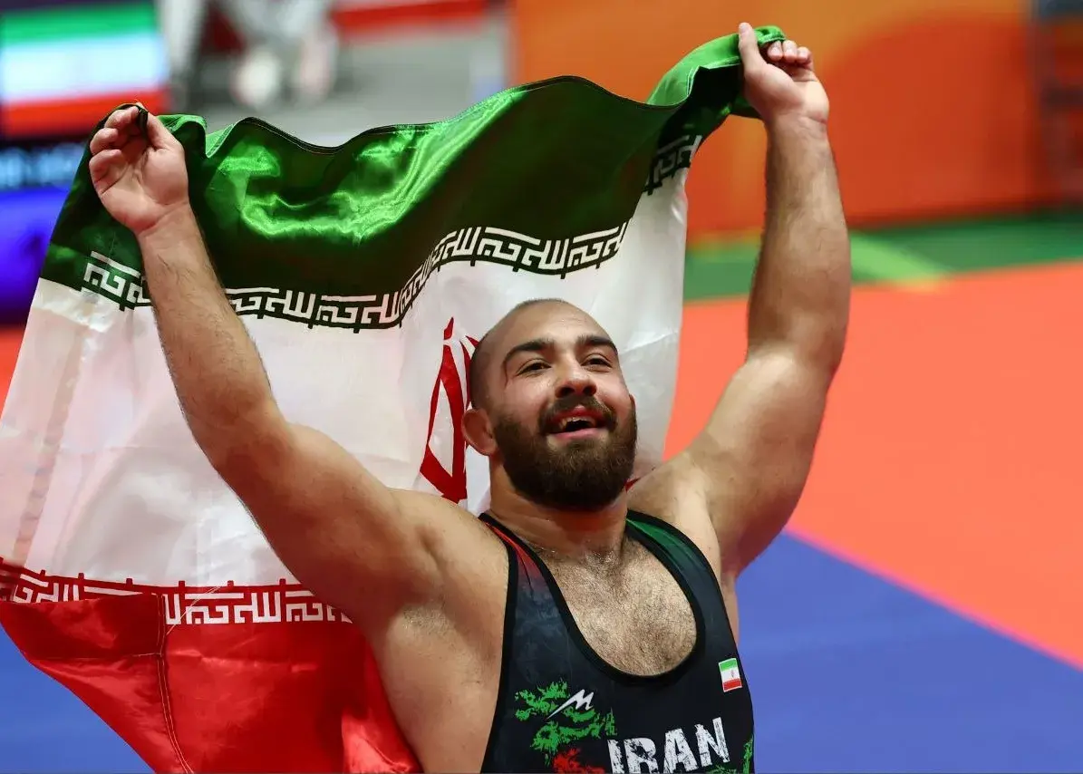 مسیر هموار پادشاه سنگین‌وزن جهان برای صید طلا