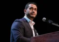 عبدل السید، نامزد دموکرات مسلمان سنای آمریکا: هر کسی می‌توانست بگوید که ایده جنگ در ایران، احمقانه است/ در تمام دنیا، فقط یک نفر وجود داشت که می‌خواست ما را وارد این جنگ کند؛ او نخست‌وزیر یک دولت دیگر است و سرانجام آن احمقی را پیدا کرد که حاضر شد این کار را انجام دهد
