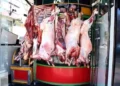 رئیس شورای تأمین دام: با وجود کاهش قیمت دام زنده، اما نرخ گوشت دستکاری شده و هر کسی به قیمتی دلخواه خود می‌فروشد/ گوشت گاومیش به سبد گوشت کشور اضافه شد