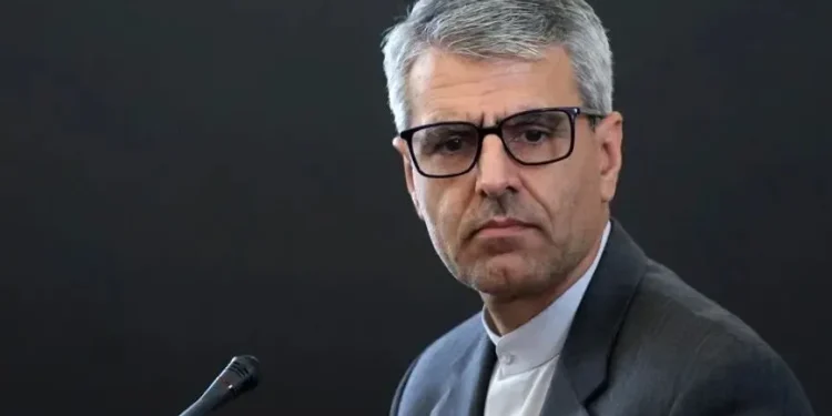 سخنگوی وزارت خارجه: پاسخ ایران به پیشنهاد‌های آمریکا از طریق میانجی‌گران ارائه می‌شود / تبادل پیام [میان ایران و آمریکا] از طریق میانجی‌ها انجام می‌شود / توافق ایران و عمان درباره مسیر‌های امن هرمز به‌زودی در مرجع بین‌المللی منعکس خواهد شد