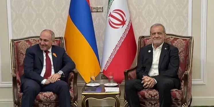 تأکید پزشکیان بر گسترش همکاری‌های ایران و ارمنستان