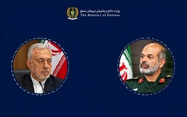 دیدار وزیر پیشنهادی وزارت دفاع با فرمانده کل سپاه /سردار وحیدی: اتکا به دانش بومی، اراده متخصصان و تداوم زنجیره تولید تجهیزات دفاعی از مؤلفه‌های مهم مقابله با تهدیدهای احتمالی دشمنان است