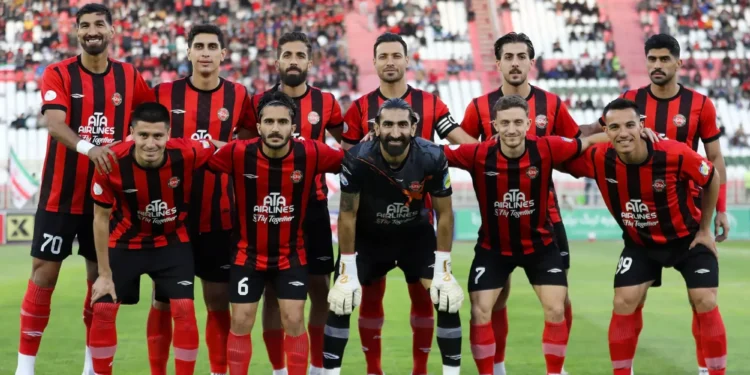 شاگردان نکونام به صدر چسبیدند؛/ تراکتور 3 _ نفت آبادان 0: یورش به پرسپولیس!