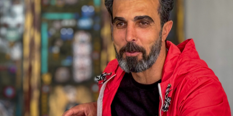 خستگی دوران مربیگری‌ام با حرف‌های امیر‌محمد از بین رفت/ سیانکی: رزاقی‌نیا روزی در اروپا فوتبال بازی می‌کند