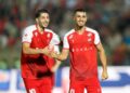 چسب محکم برای آقای گل پرسپولیس (عکس)