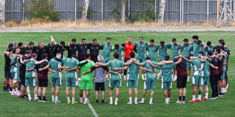حلقه اتحاد پرسپولیس برای صدرنشینی