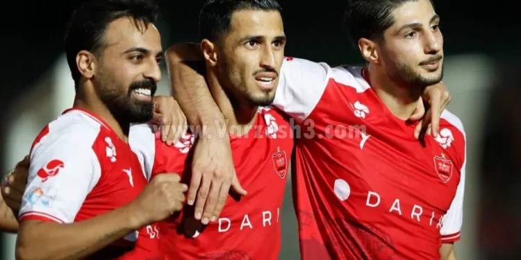 عبور از استقلال در خانه؛/ پرسپولیس 3 – نفت 1: یک قدم تا صدر!