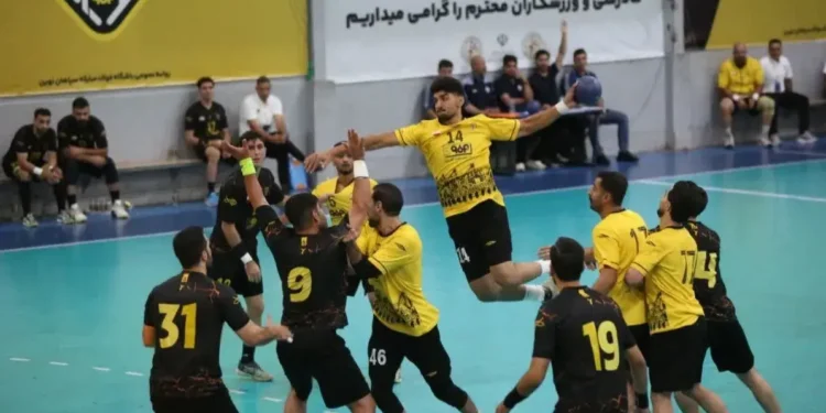 سپاهان و مس، فاتح دربی‌های هندبال/ استقلال کازرون در هفته اول لیگ کولاک کرد